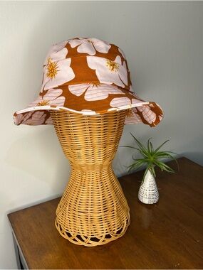 Fighting Eel Rust and Pink Floral Bucket Hat